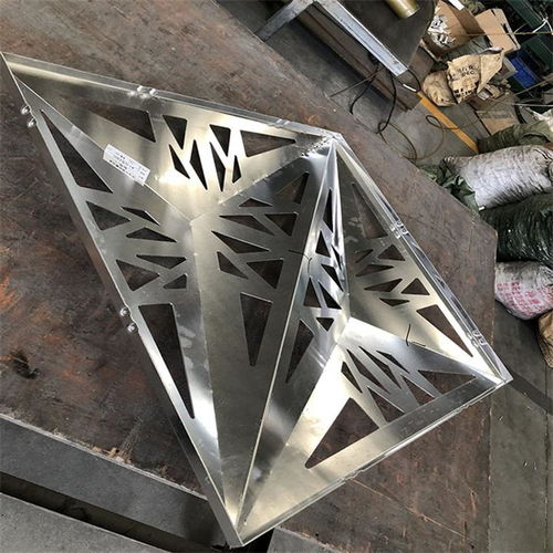 潍坊弧形铝单板价格与冲孔铝单板 工程质量认可度高的建筑材料